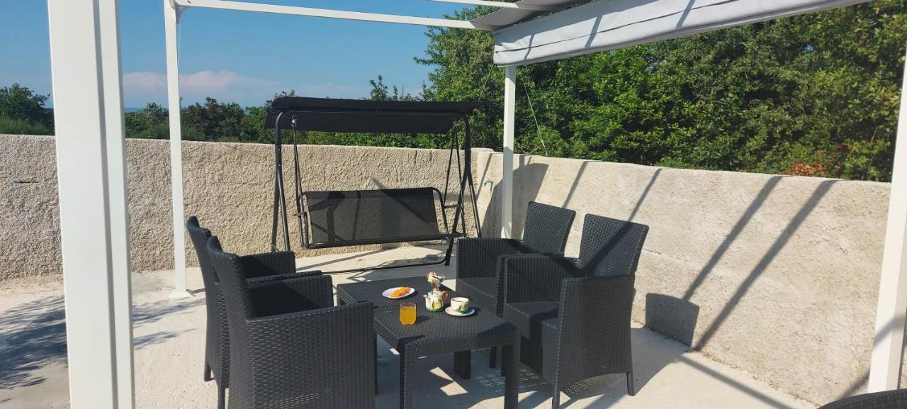 Ližnjan Studio Apartment Palmira מראה חיצוני תמונה