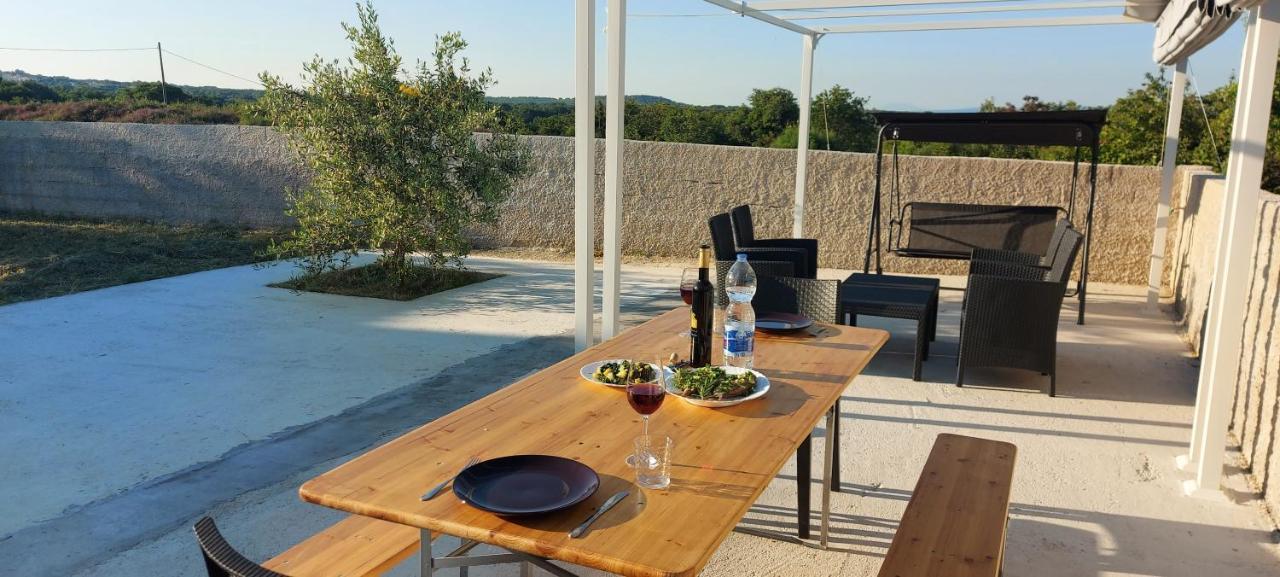Ližnjan Studio Apartment Palmira מראה חיצוני תמונה