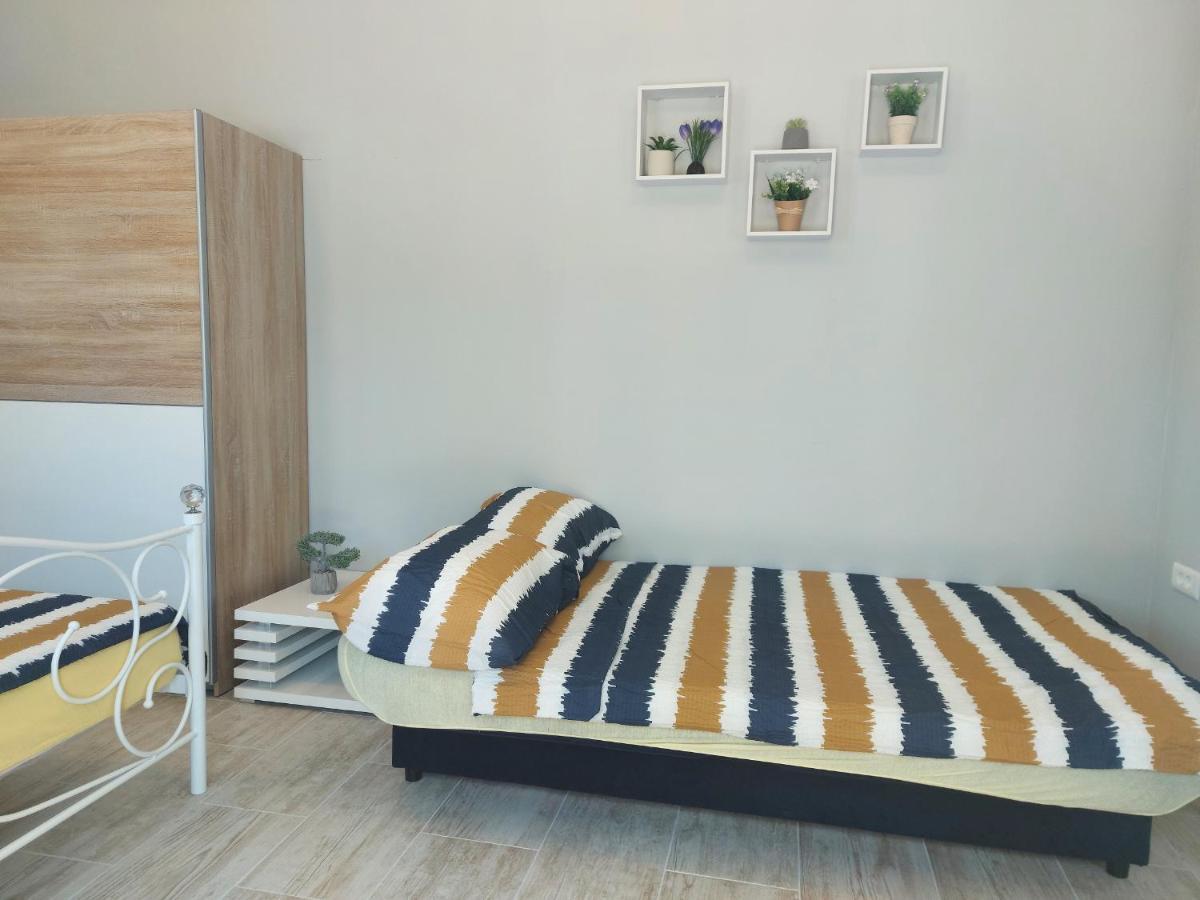 Ližnjan Studio Apartment Palmira מראה חיצוני תמונה