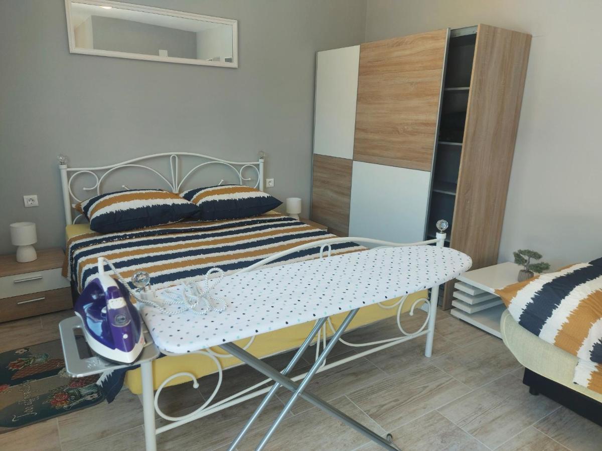 Ližnjan Studio Apartment Palmira מראה חיצוני תמונה